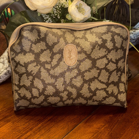 Yves Saint Laurent Handbags - YVES Saint LAURENT YSL Vintage Giraffe print Clutch Pouch Bag